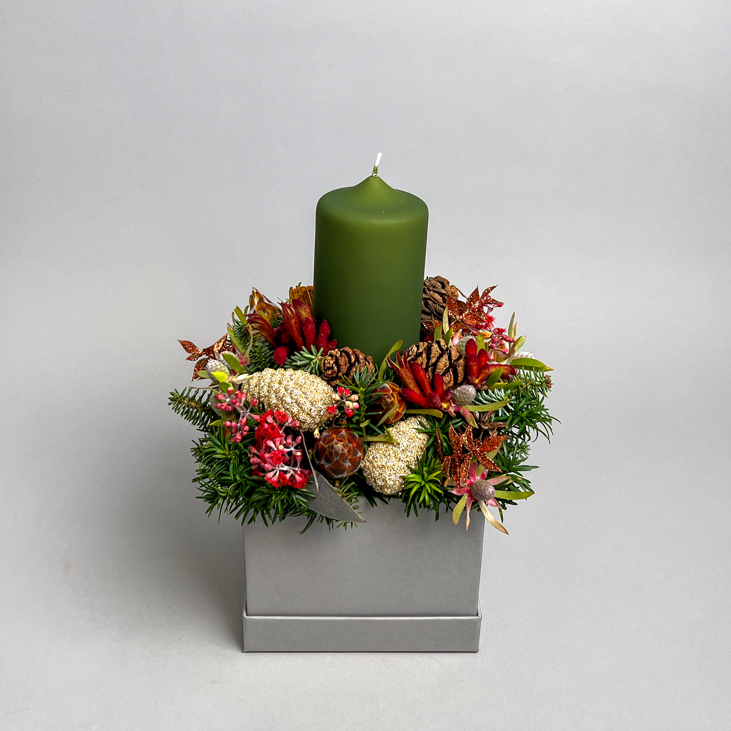 Kerzengesteck grün in Box