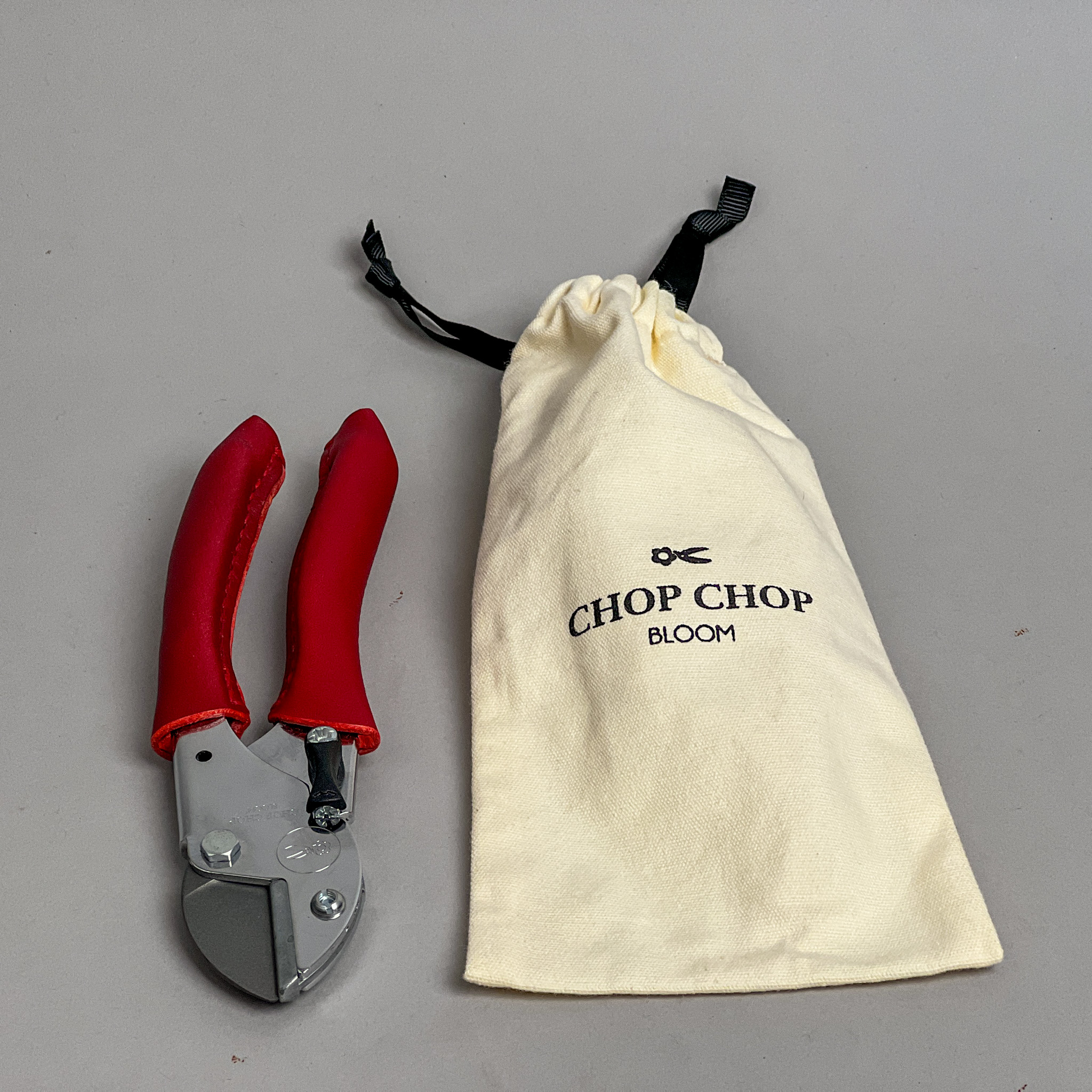 Chop Chop Bloom scissors red