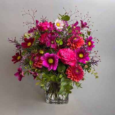 Monthly bouquet september pink